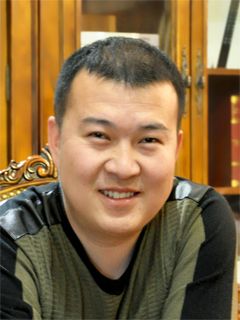 绿地与湖小区四期三室二厅